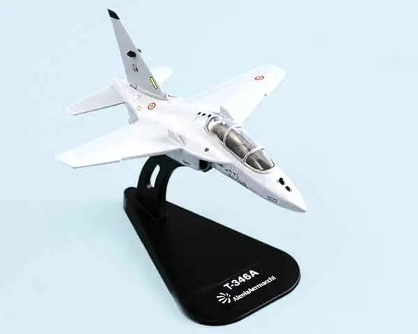 Italeri 42560 1/100 Scale T-346A Jet - 61° Stormo